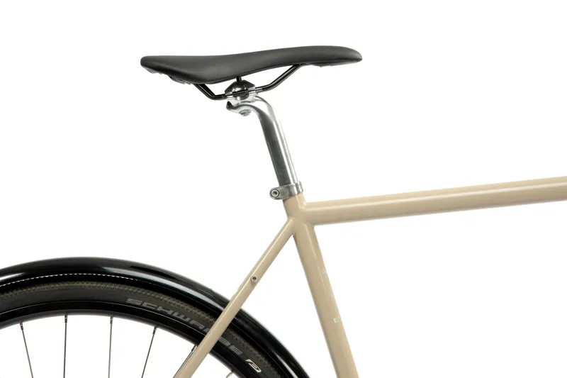 Pelago Hanko Outback Dynamo Bike in Walnut-4