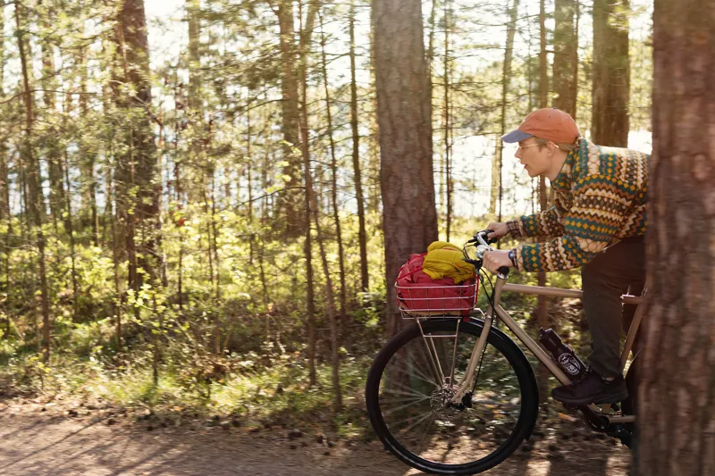 Pelago Hanko Outback Dynamo Bike in Walnut-7